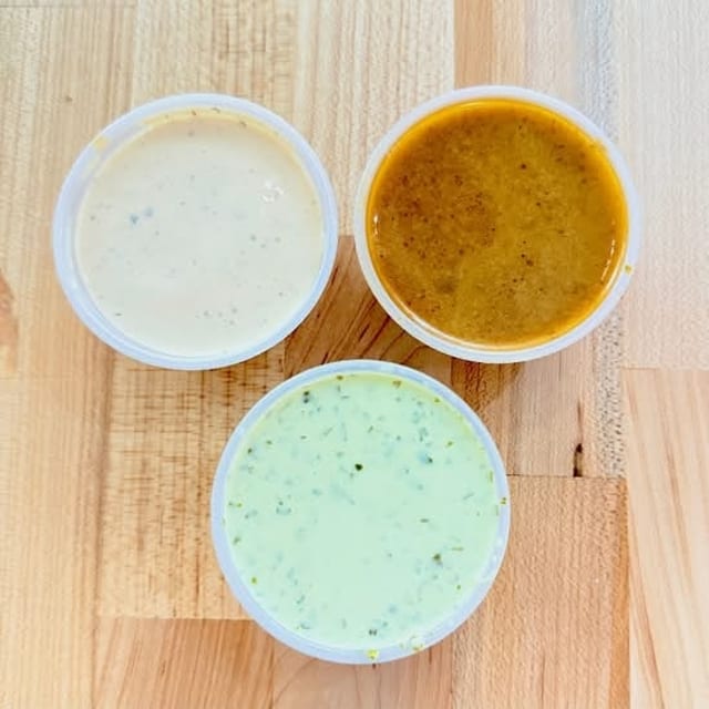 4oz Salad Dressing.